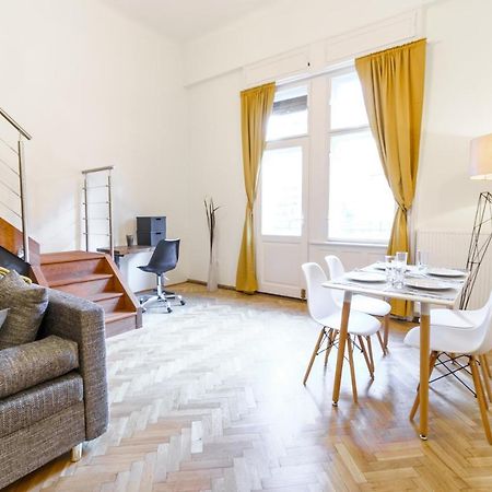 Central Loft-Style Flat Next To Danube Budapest Eksteriør bilde