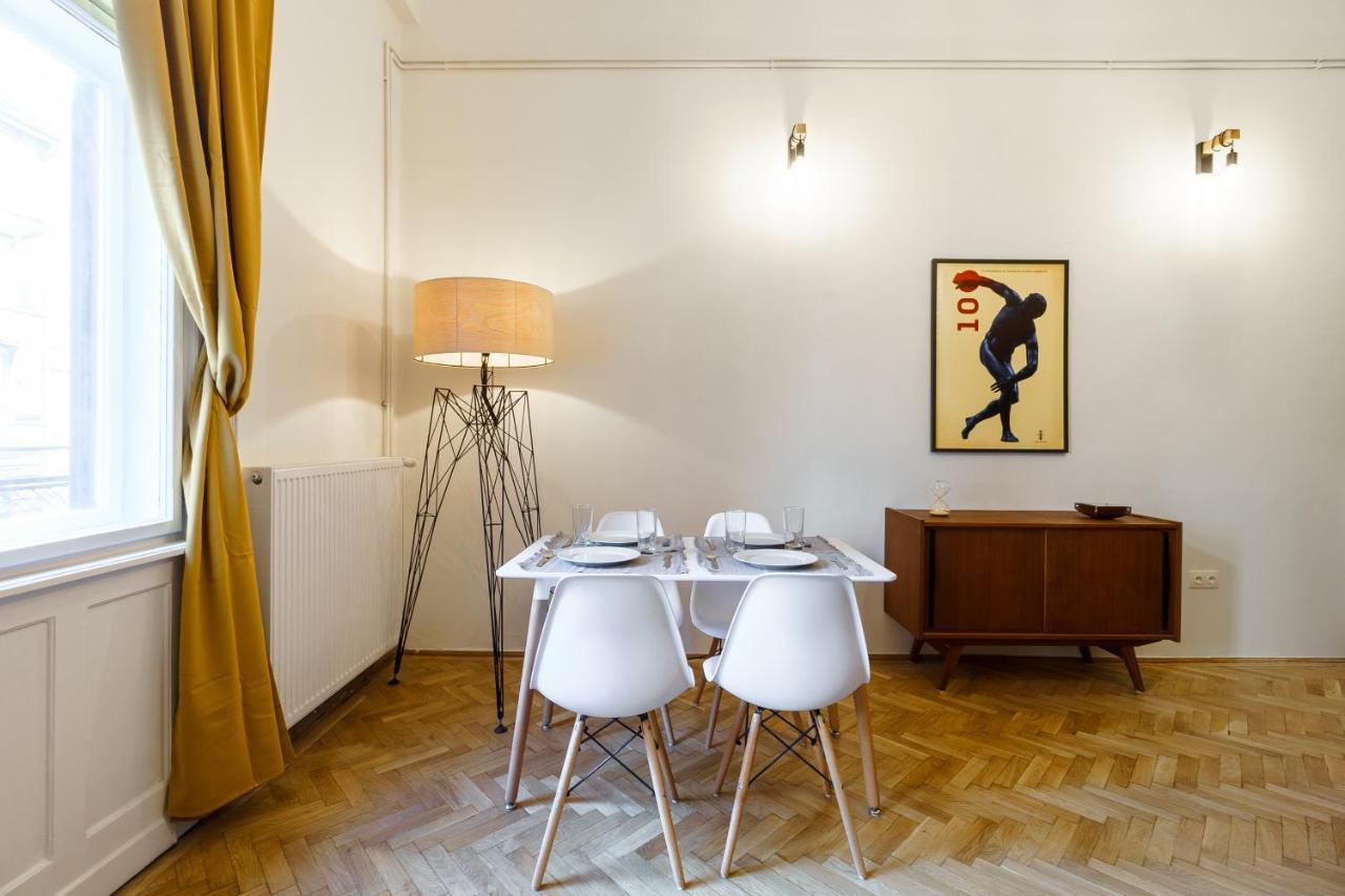 Central Loft-Style Flat Next To Danube Budapest Eksteriør bilde